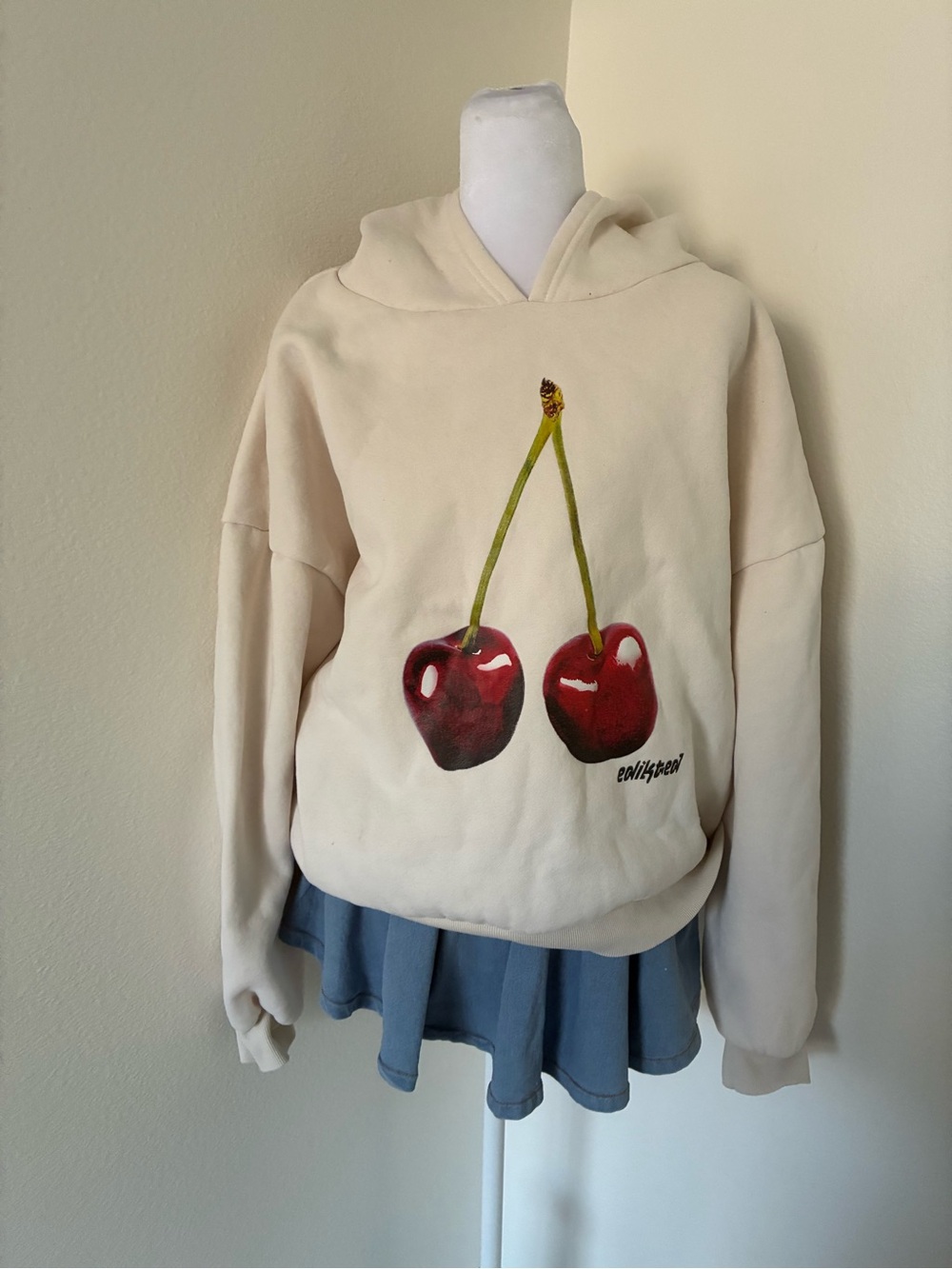 Edikted Cherry hoodie 🍒